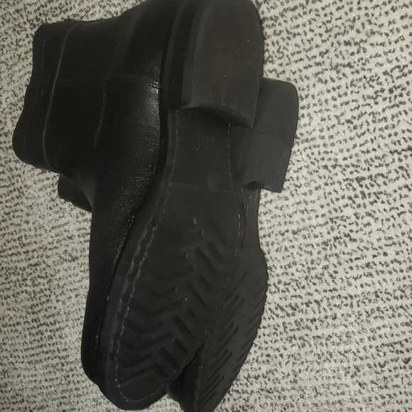 Frye Veronica Moto ankleboot 6 1/2 - Picture 7 of 7